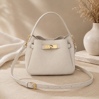 Mala Tiracolo Élia em pele sintética premium off white vista de frente